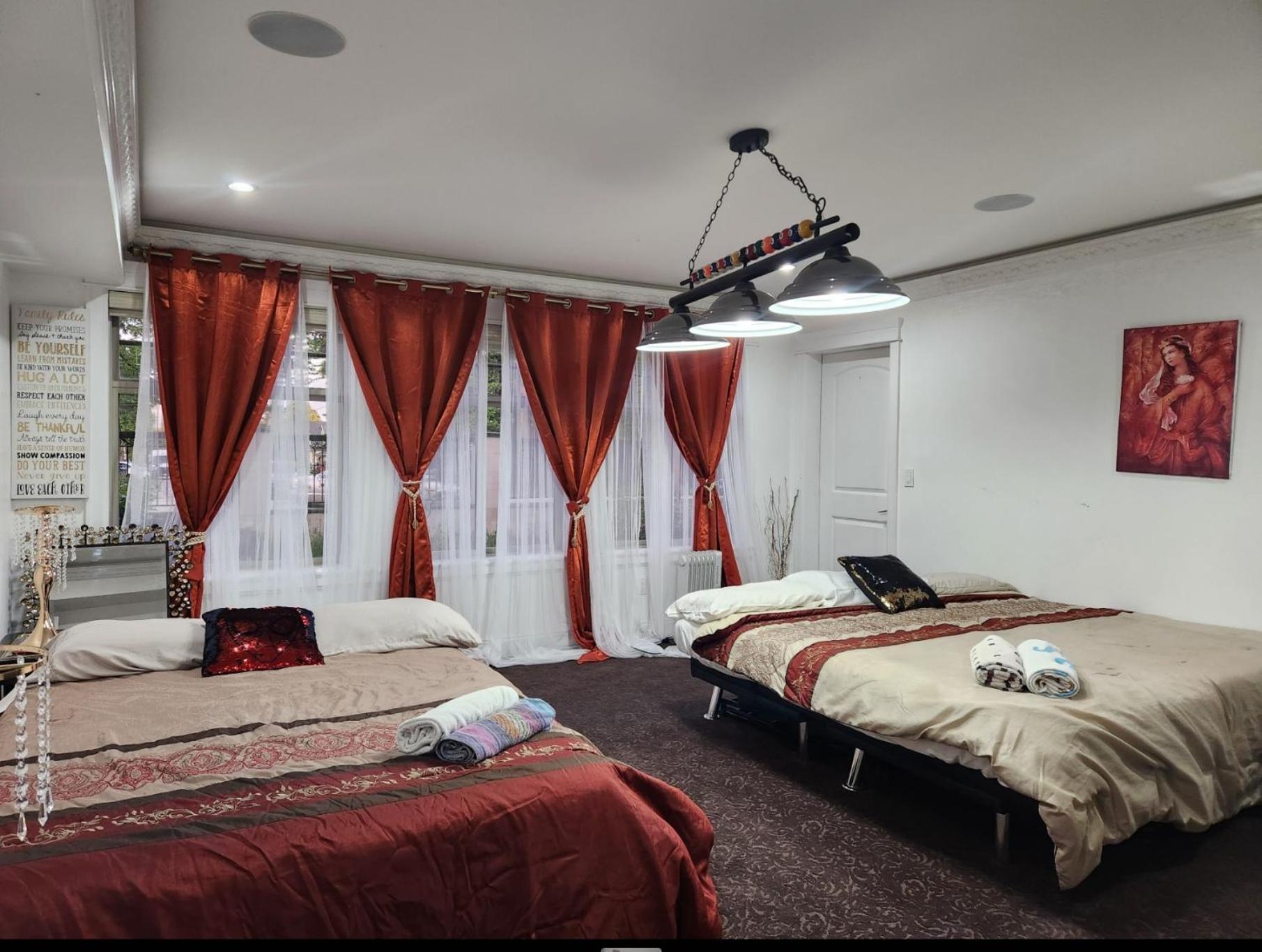 Empress Palace Hotel Surrey Bagian luar foto