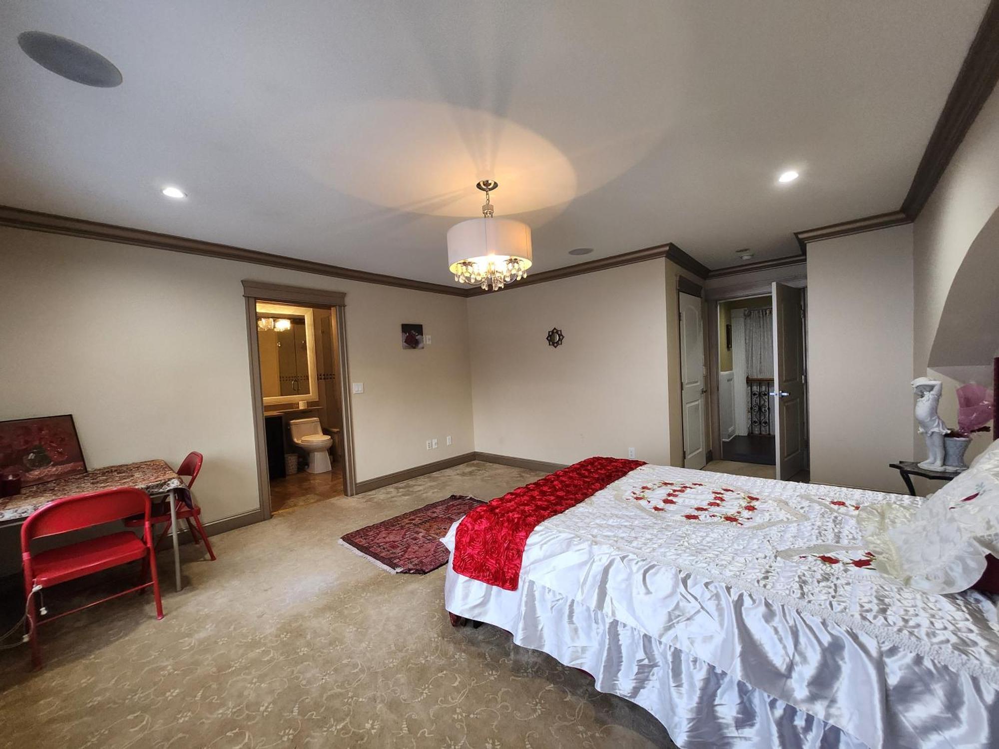 Empress Palace Hotel Surrey Bagian luar foto